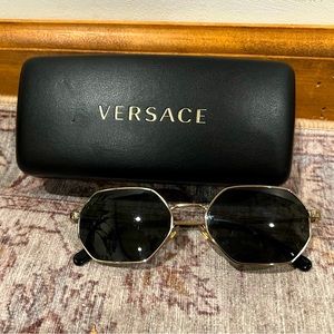 VERSACE sunglasses. gold hexagon frame. Worn twice!